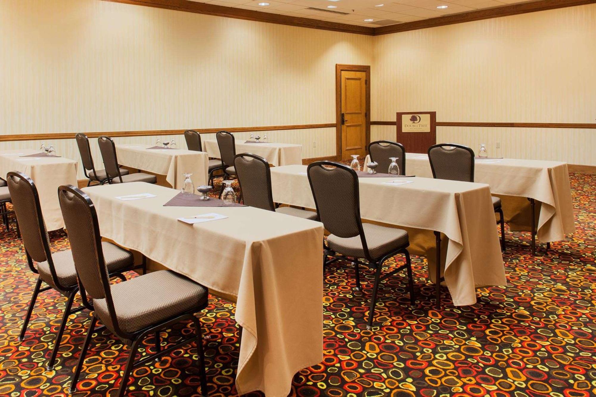 Hotel Doubletree By Hilton Grand Junction Negocio foto